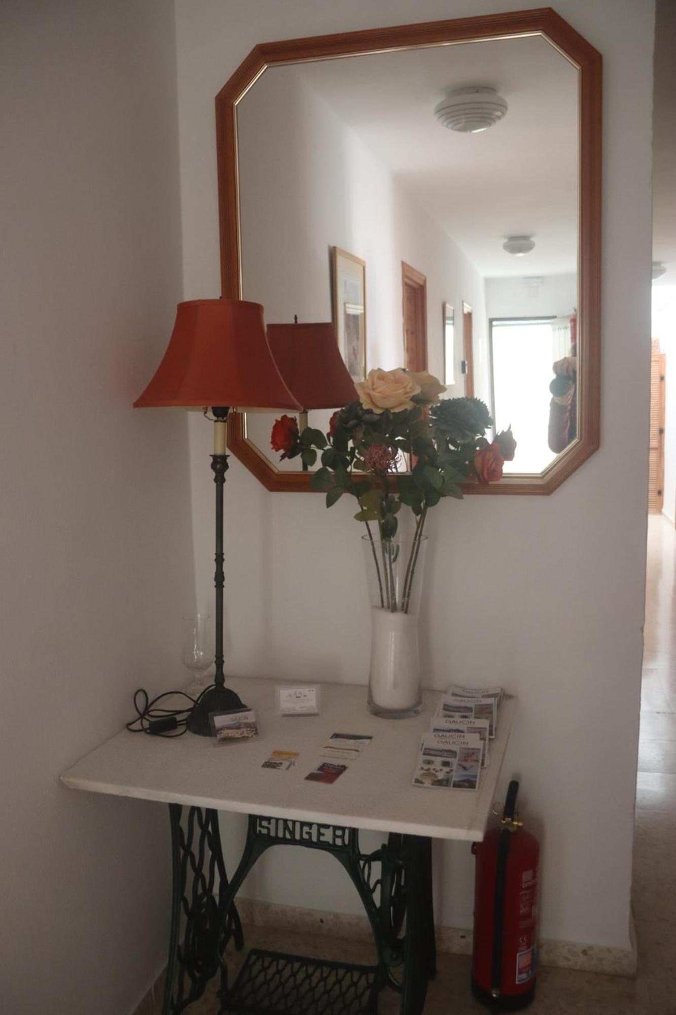 Hostal Moncada Gaucin Luaran gambar
